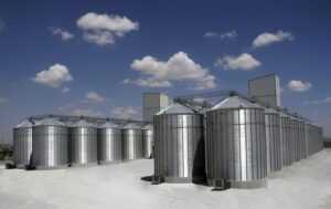 اهمیت ذخیره سازی غلات(سیلوسازی)