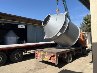 photo_6034933473774079180_y